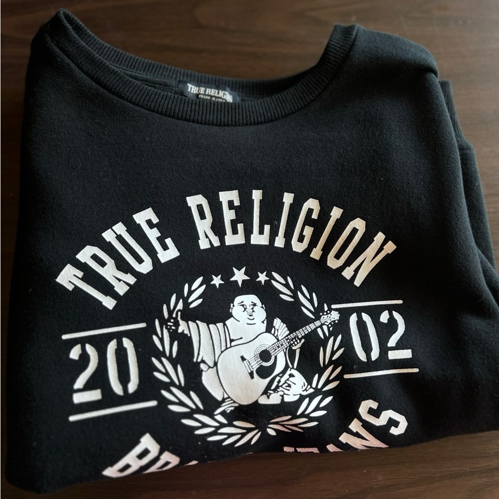 True religion black crewneck